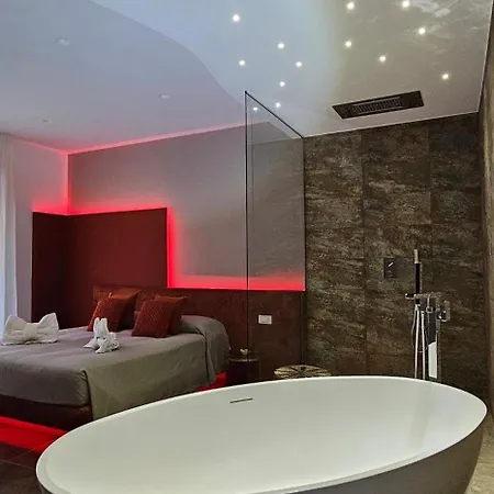 Re Lazzarone Suite Naples Exterior photo
